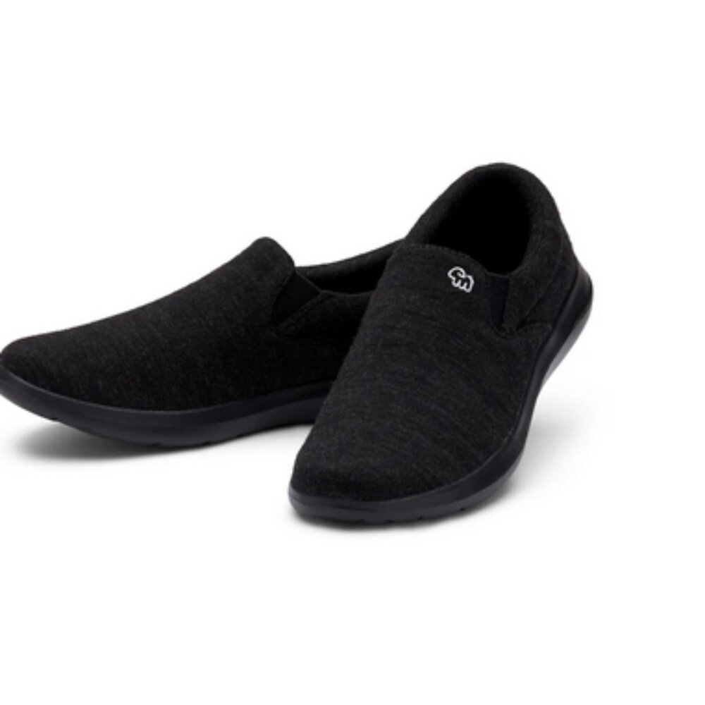Merinos Women's Slip-Ons Black/Black size 6 wide